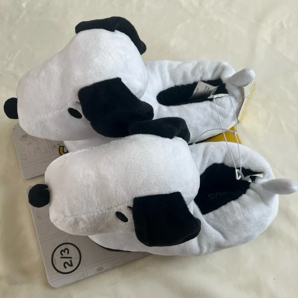 Peanuts Snoopy Plush‎ Slippers Black & White Kids Size 2/3 NWT